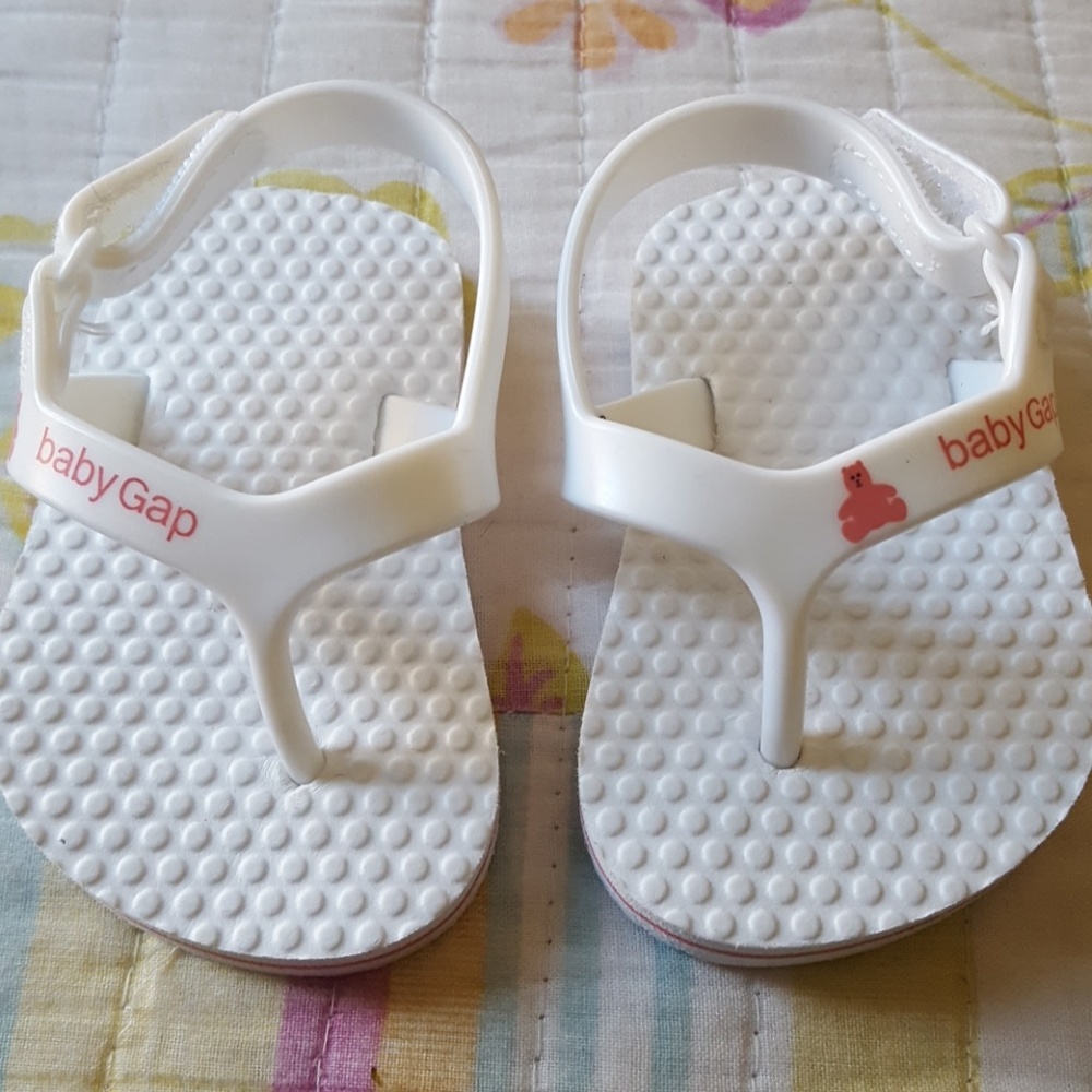 Baby Gap sandals NWOT